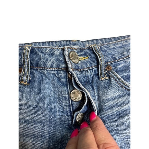 American Eagle Shorts Womens Size 6 Cutoff Button Fly - Picture 2 of 5